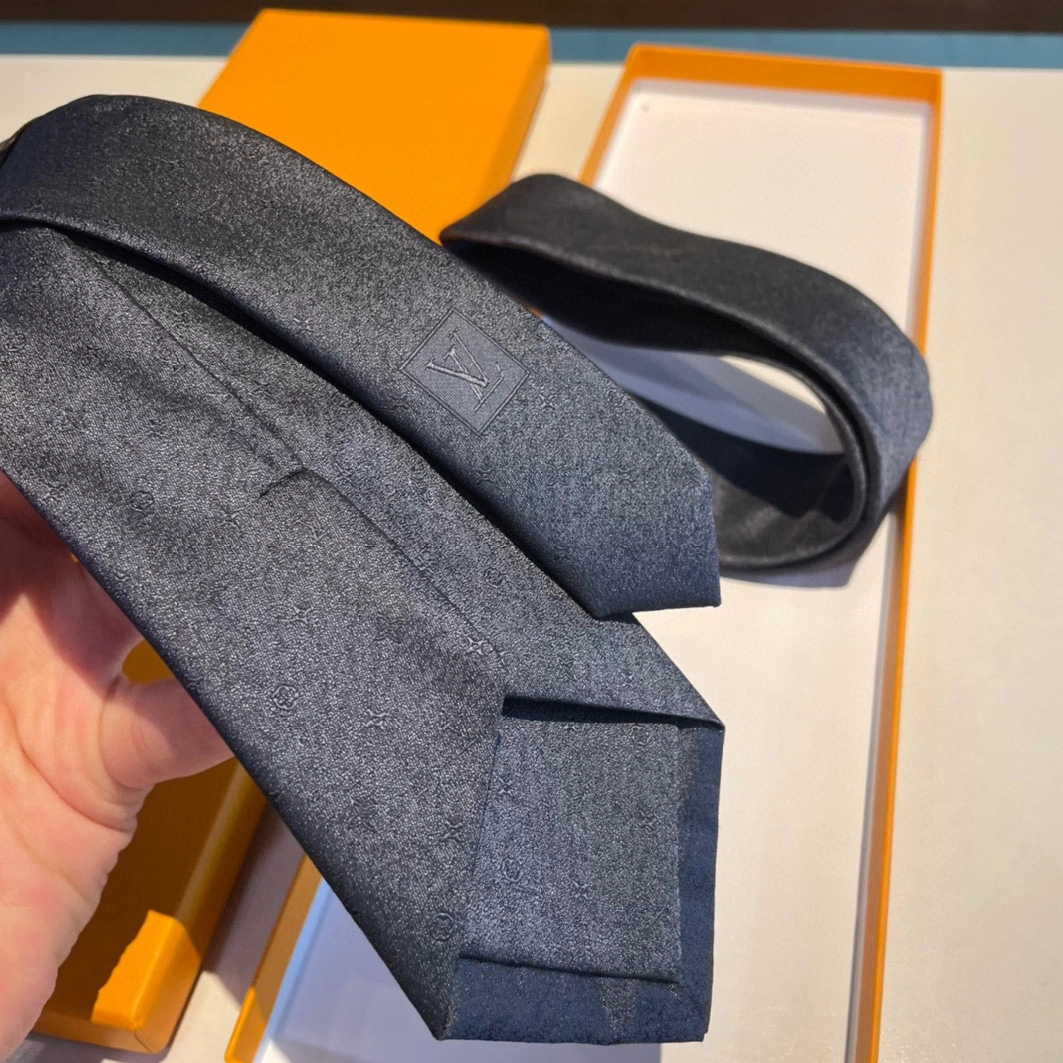 Louis Vuitton LV Necktie For Men Modern 4867 - Image 6