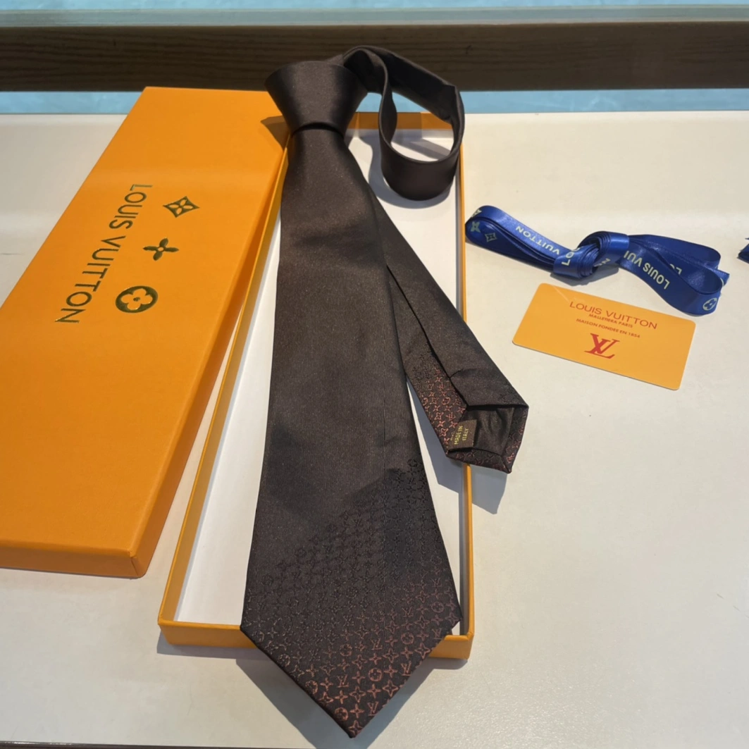 Louis Vuitton LV Necktie For Men Sophisticated 3894