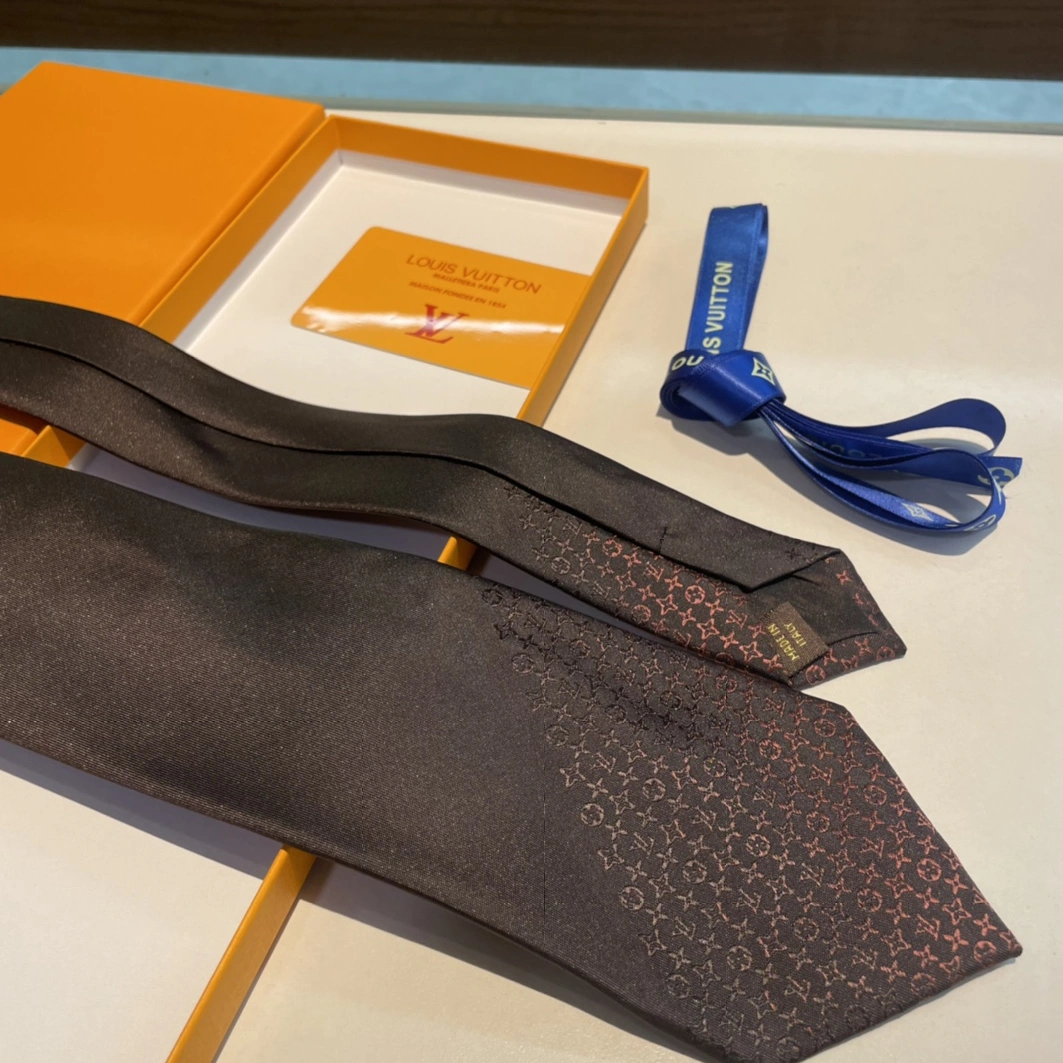Louis Vuitton LV Necktie For Men Sophisticated 3894 - Image 6