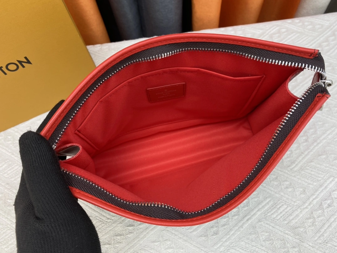 Louis Vuitton LV Wallets For Unisex AllSeason 9438 - Image 8