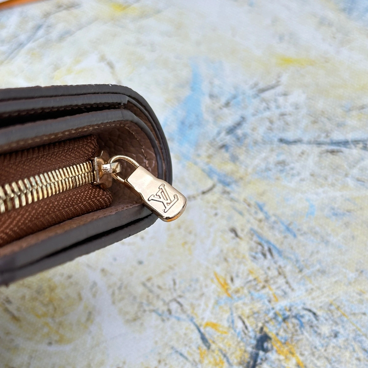 Louis Vuitton LV Wallets For Women Elegant 746 - Image 4