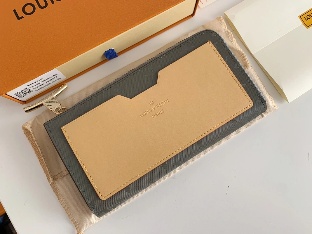 Louis Vuitton LV Wallets Refined 4177 - Image 4