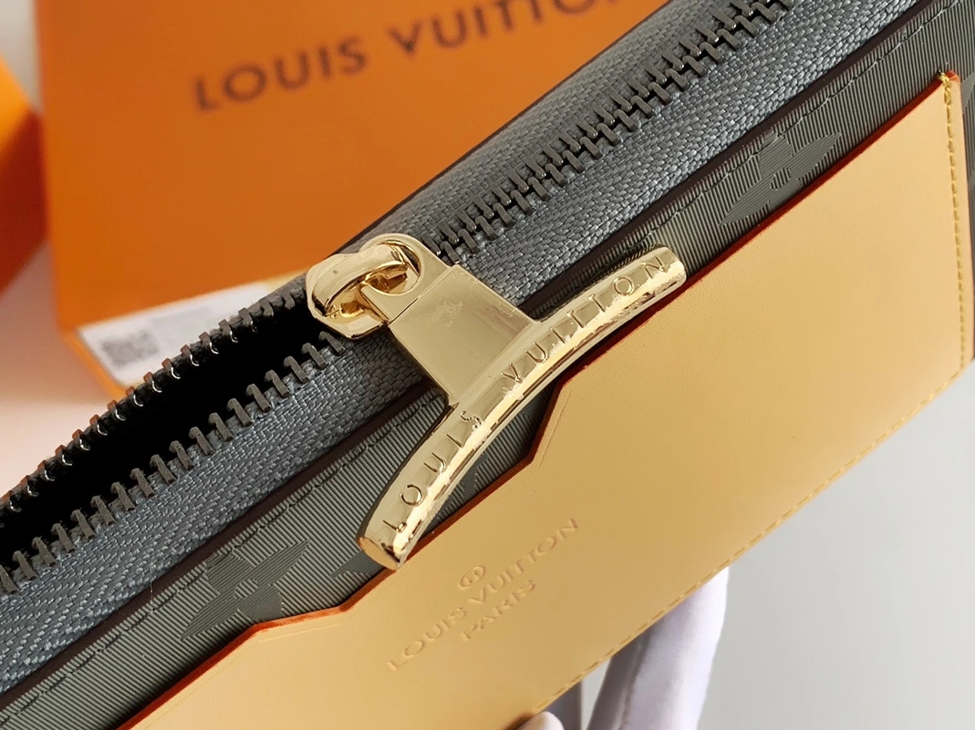 Louis Vuitton LV Wallets Refined 4177 - Image 5