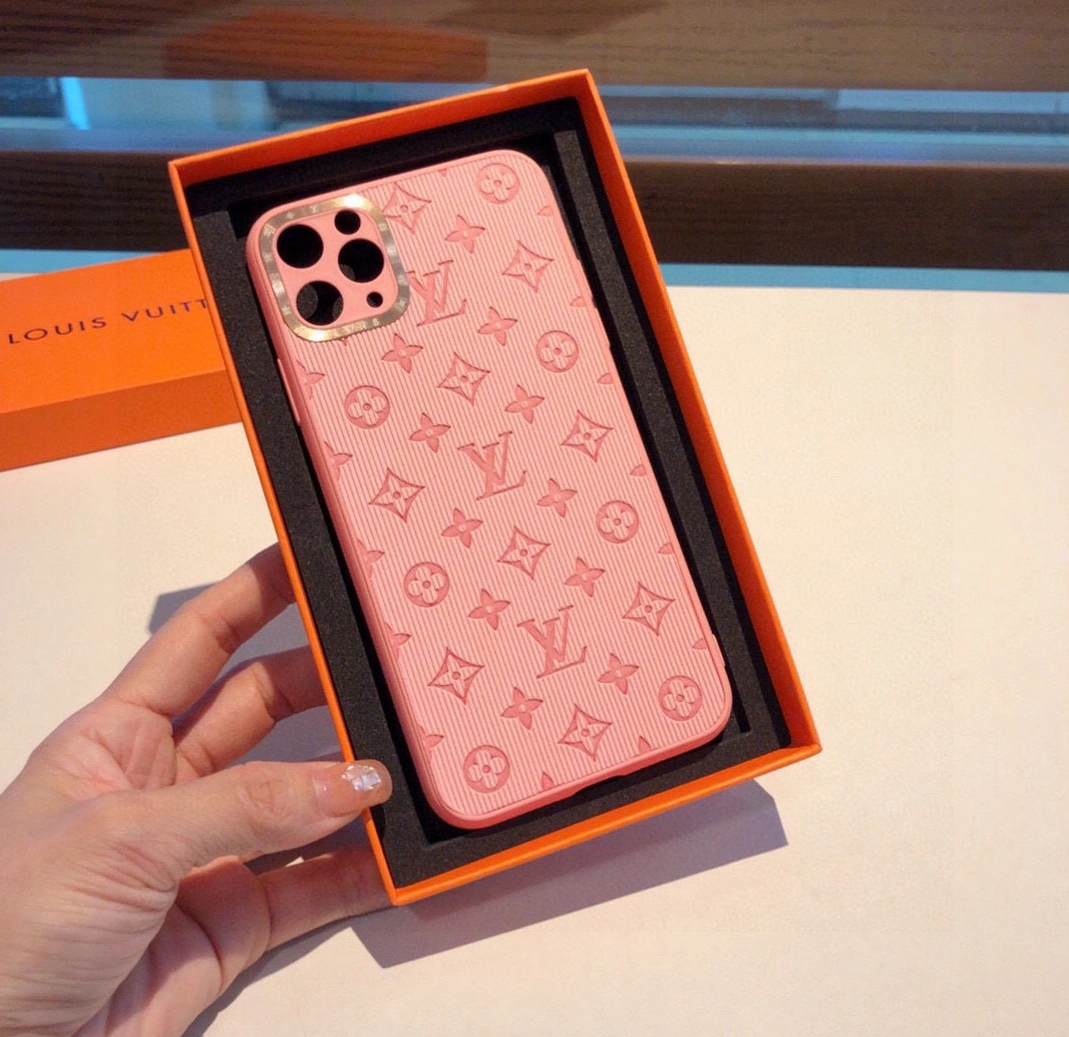 Louis Vuitton LV iPhone Case EyeCatching 8003