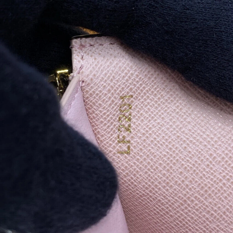 6 card sl Louis Vuitton Monogram Canvas Victorine Wallet - Image 10