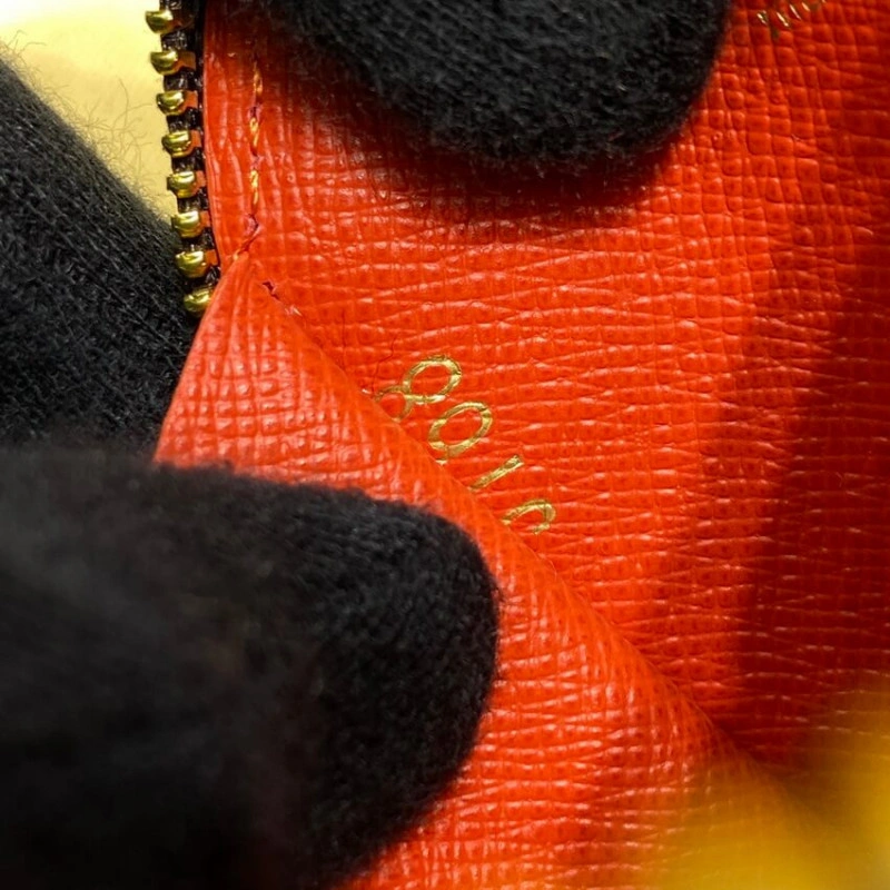 Goldcolor Louis Vuitton Monogram Round Coin Purse - Image 7