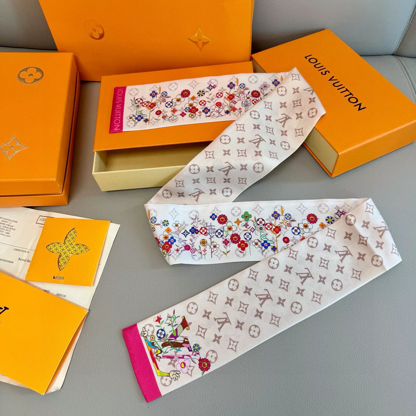 Louis Vuitton Silk Scarf Sleek 5952