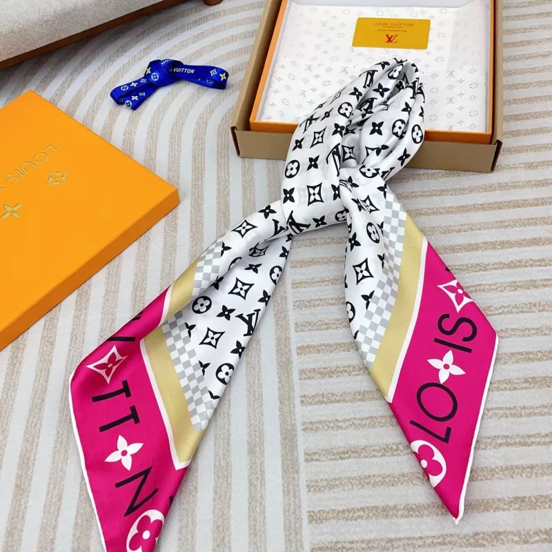 Louis Vuitton Silk Squares WellDesigned 8588 - Image 3