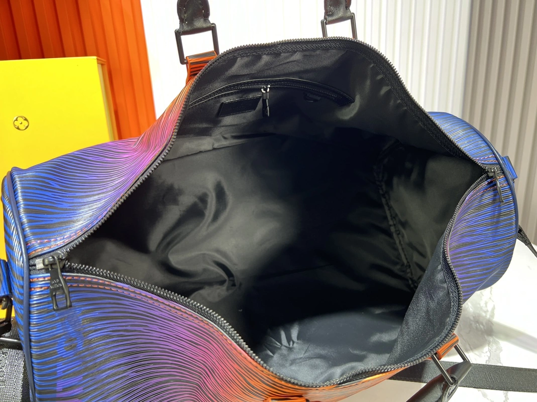 Louis Vuitton Travel Bags Bright 9294 - Image 8