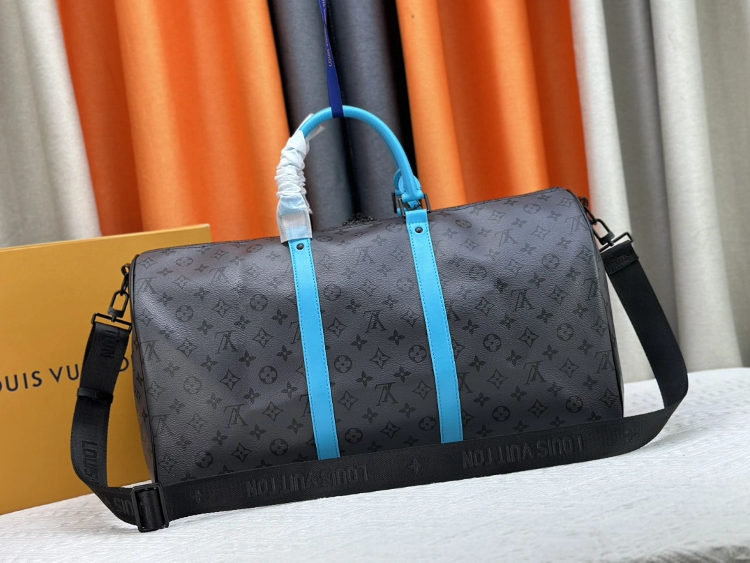 Louis Vuitton Travel Bags Classic 7316 - Image 4
