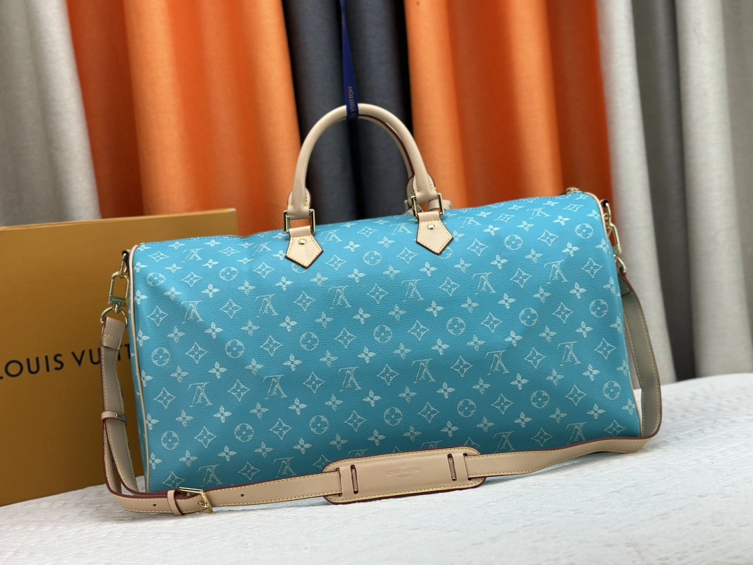 Louis Vuitton Travel Bags Flexible 4877 - Image 4