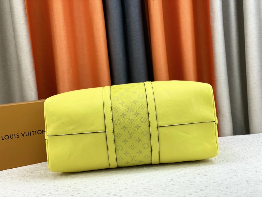 Louis Vuitton Travel Bags For Unisex Compact 710 - Image 4