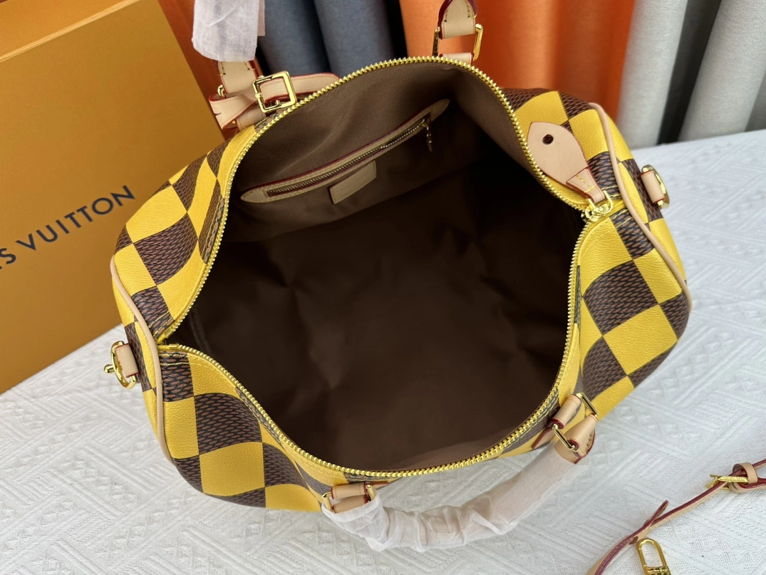 Louis Vuitton Travel Bags For Women HighQuality 908 - Image 8