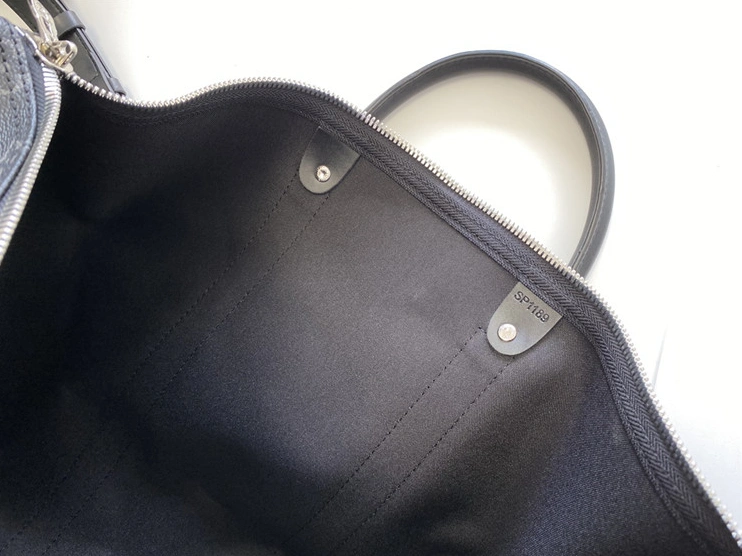 Louis Vuitton Travel Bags UrbanStyle 7922 - Image 7