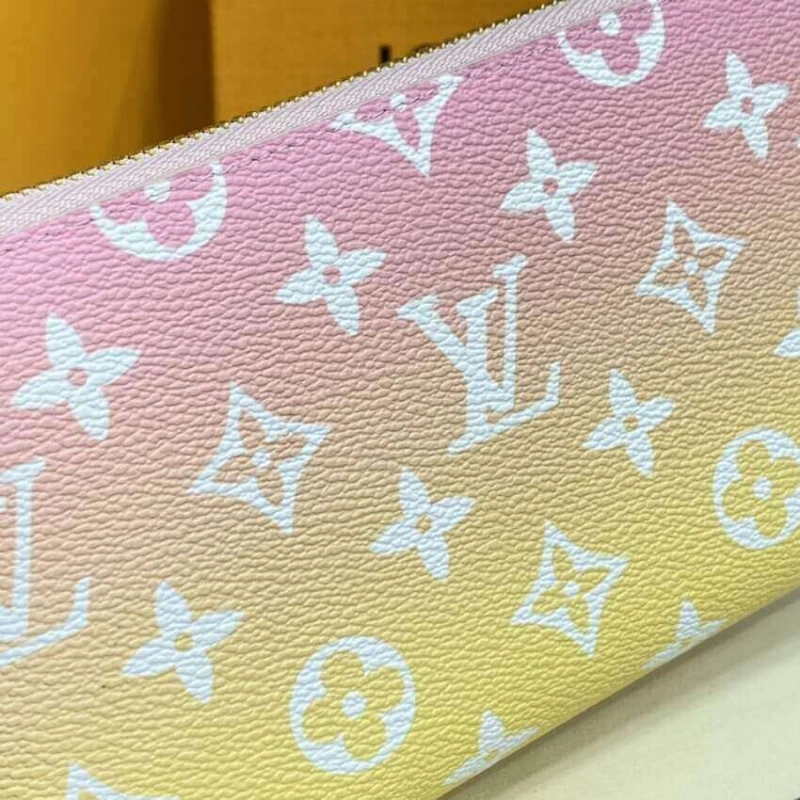 Monogram Louis Vuitton Zippy Wallet Pink - Image 6