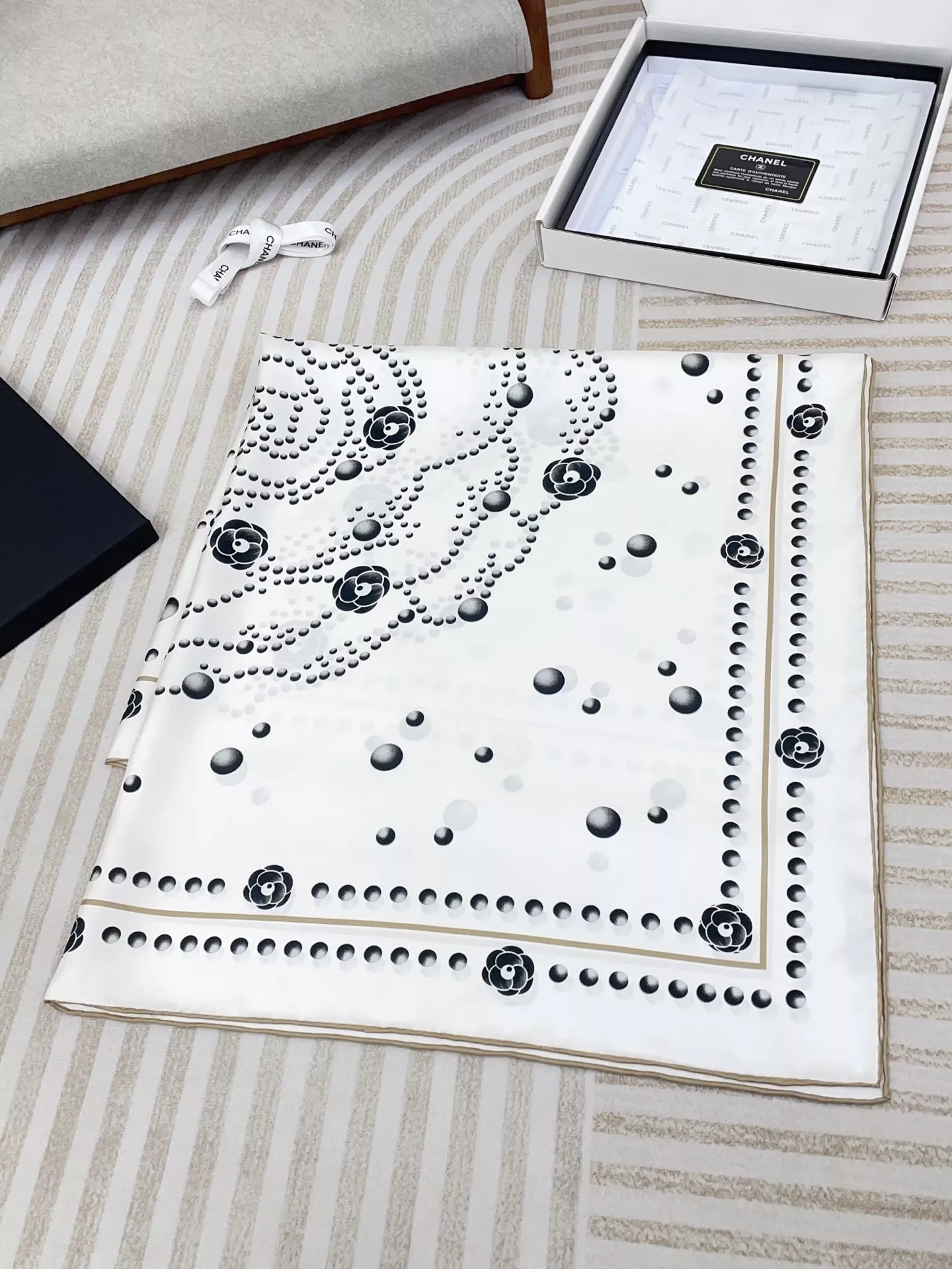 Modern 1518 Chanel Silk Squares