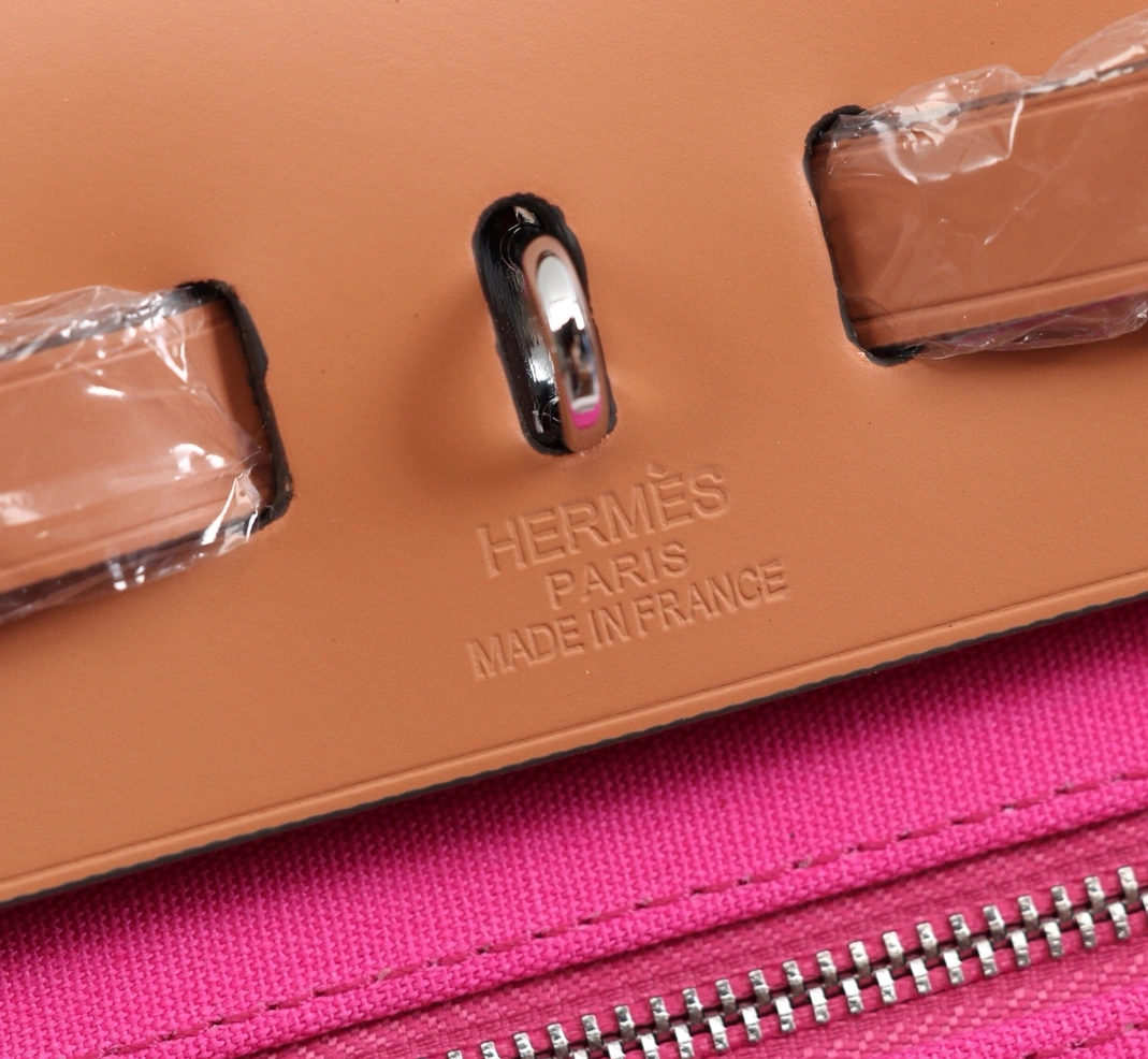 ModernLook 2948 Hermes AAA Quality Handbags For Women - Image 4