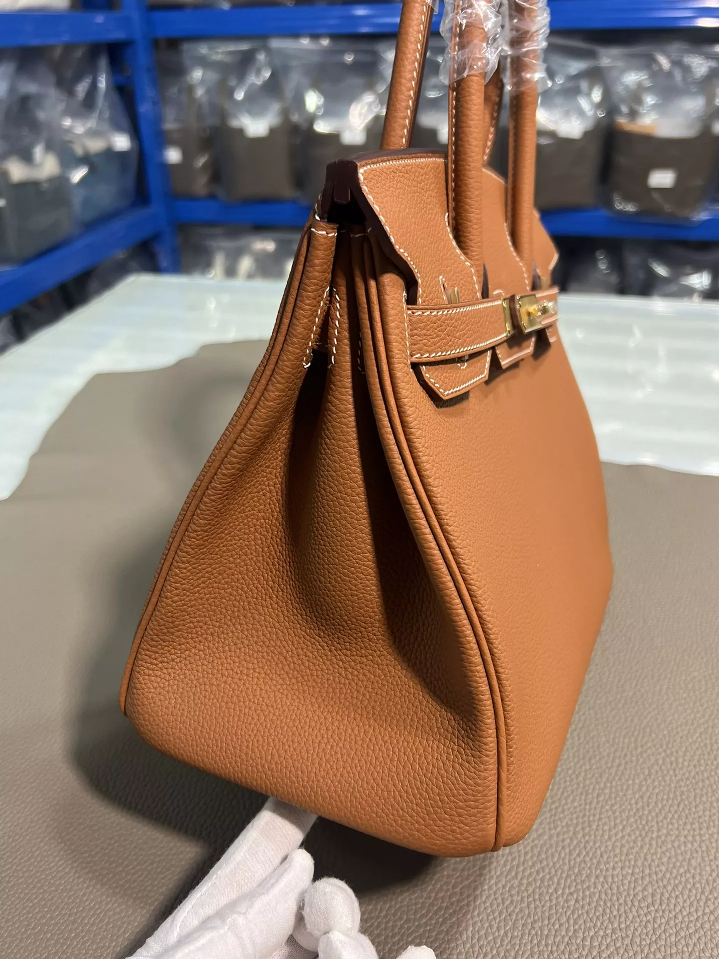 ModernLook 6266 Hermes AAA Quality Handbags For Women - Image 3