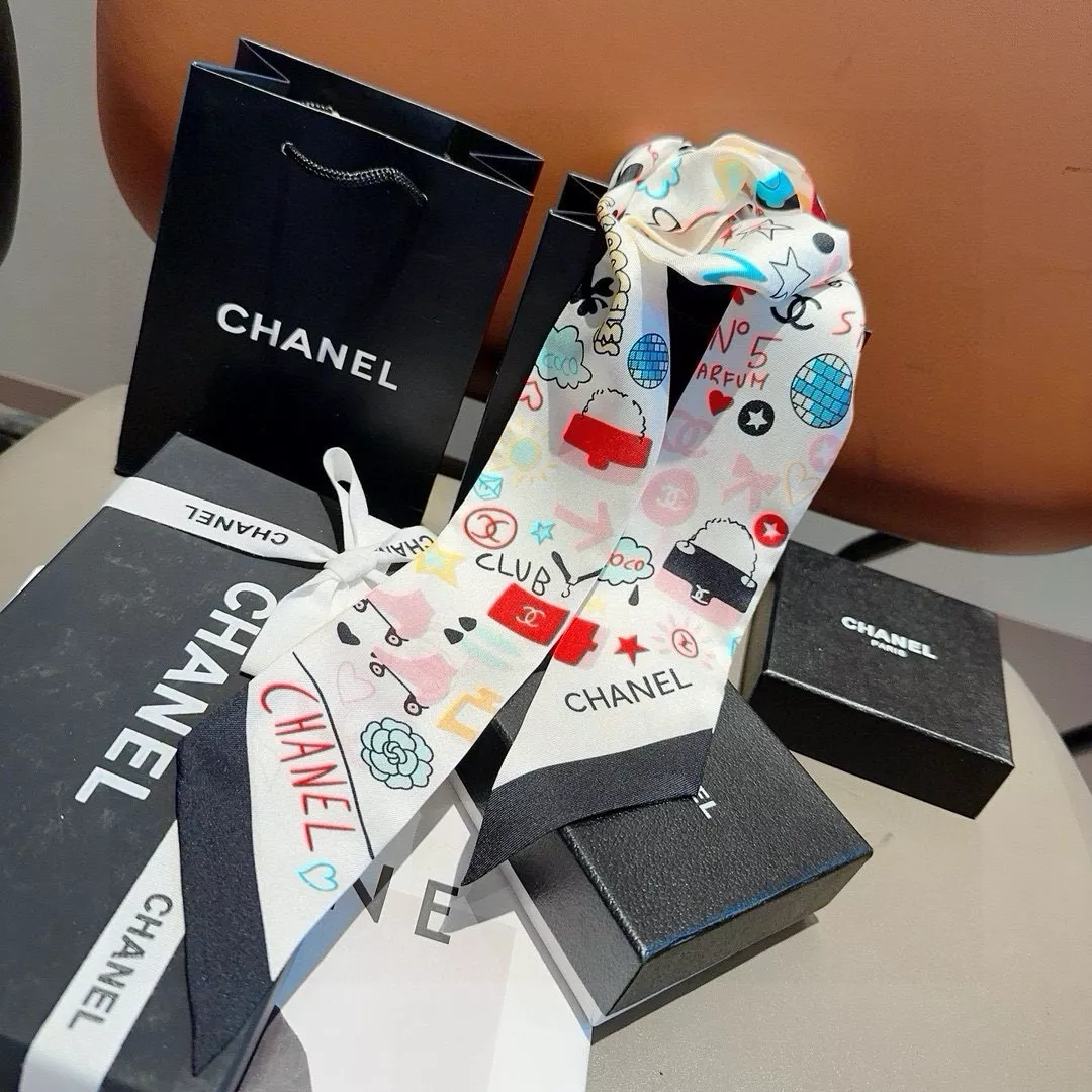 ModernLook 6368 Chanel Silk Scarf