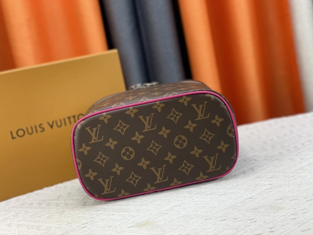 NewStyle 2910 Louis Vuitton AAA Quality Handbags For Women - Image 5