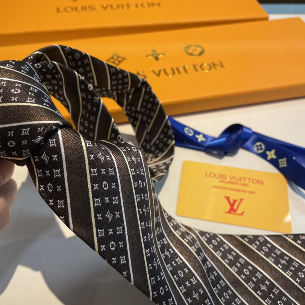 Practical 4771 Louis Vuitton LV Necktie For Men - Image 3