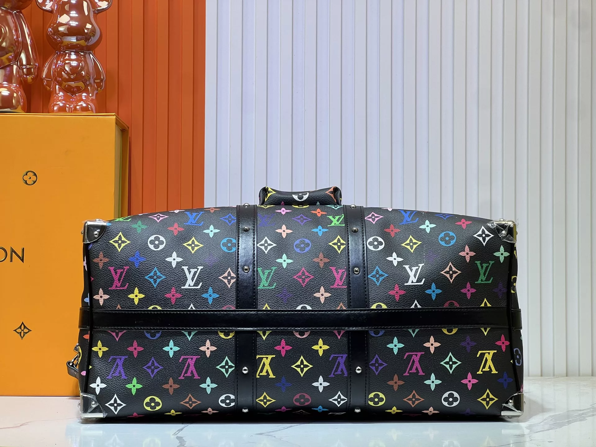 Practical 6134 Louis Vuitton Travel Bags - Image 7