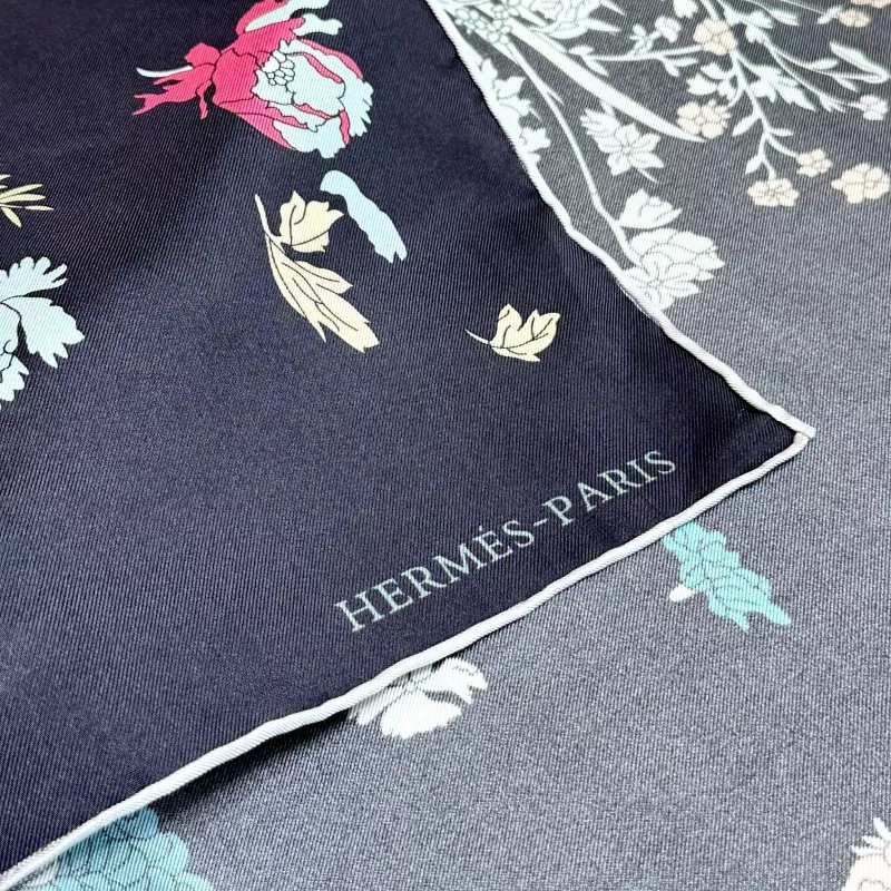Practical 8433 Hermes Silk Squaresf - Image 3