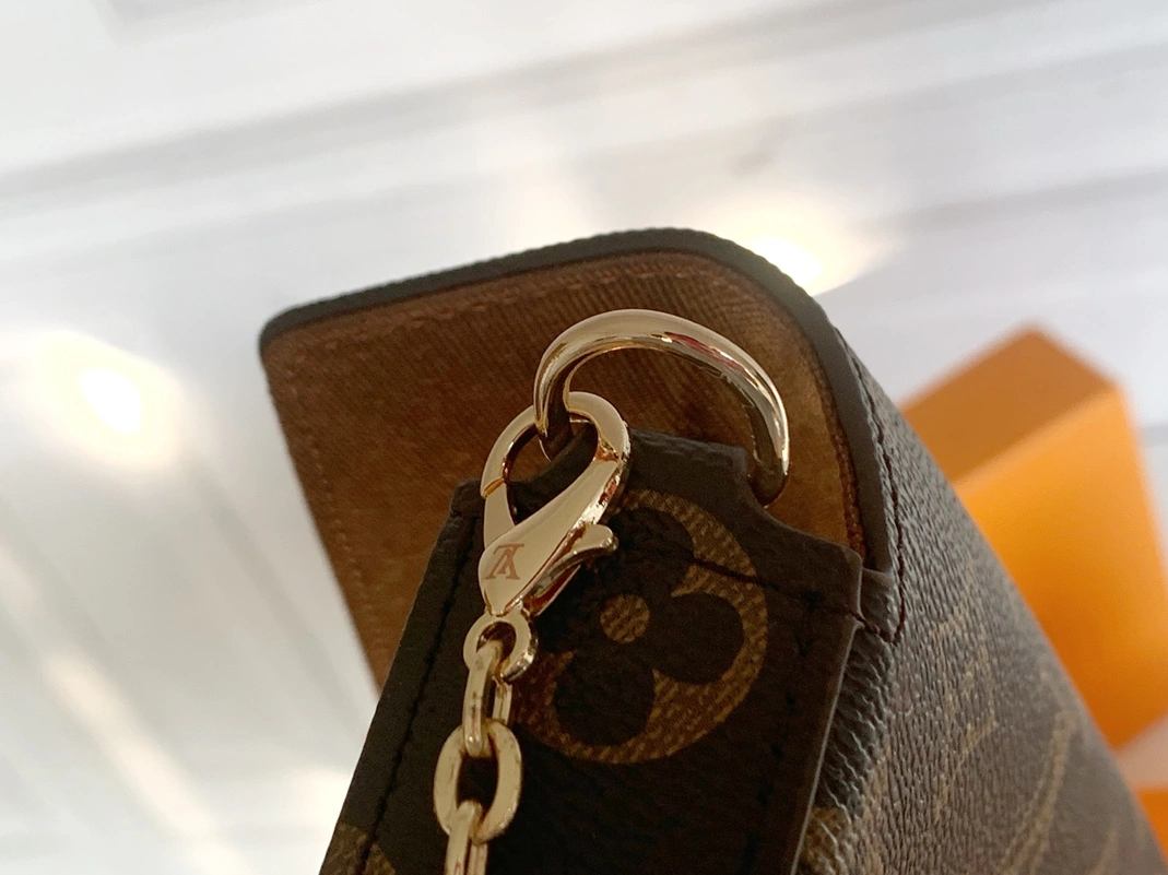 Refined 415 Louis Vuitton LV Wallets For Women - Image 7