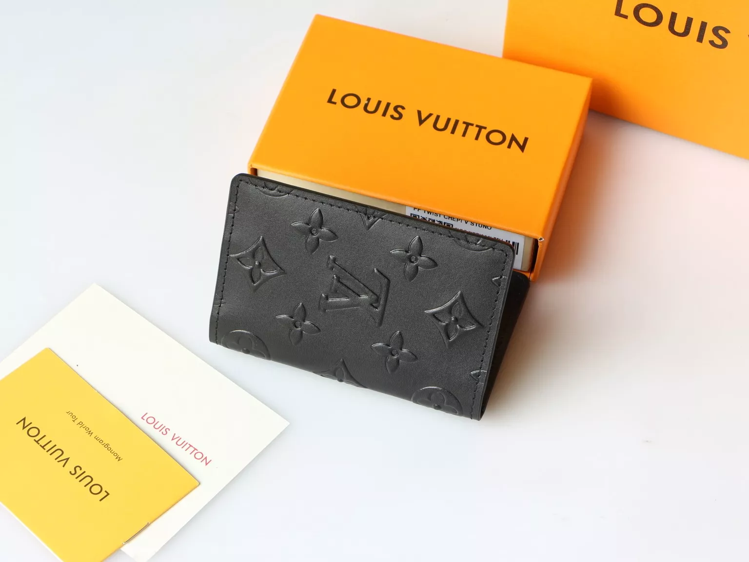 Sleek 2930 Louis Vuitton LV Card Case