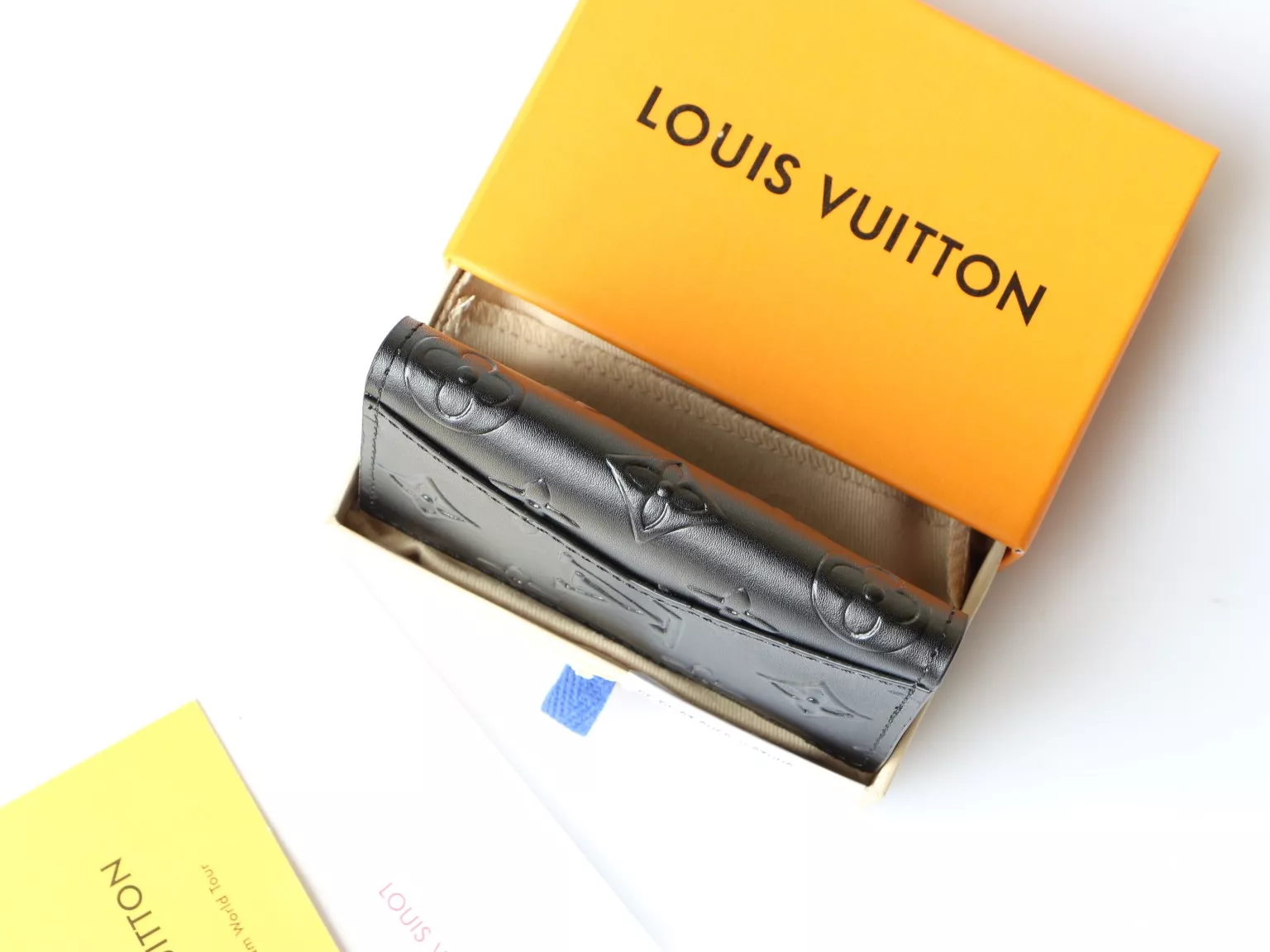 Sleek 2930 Louis Vuitton LV Card Case - Image 5