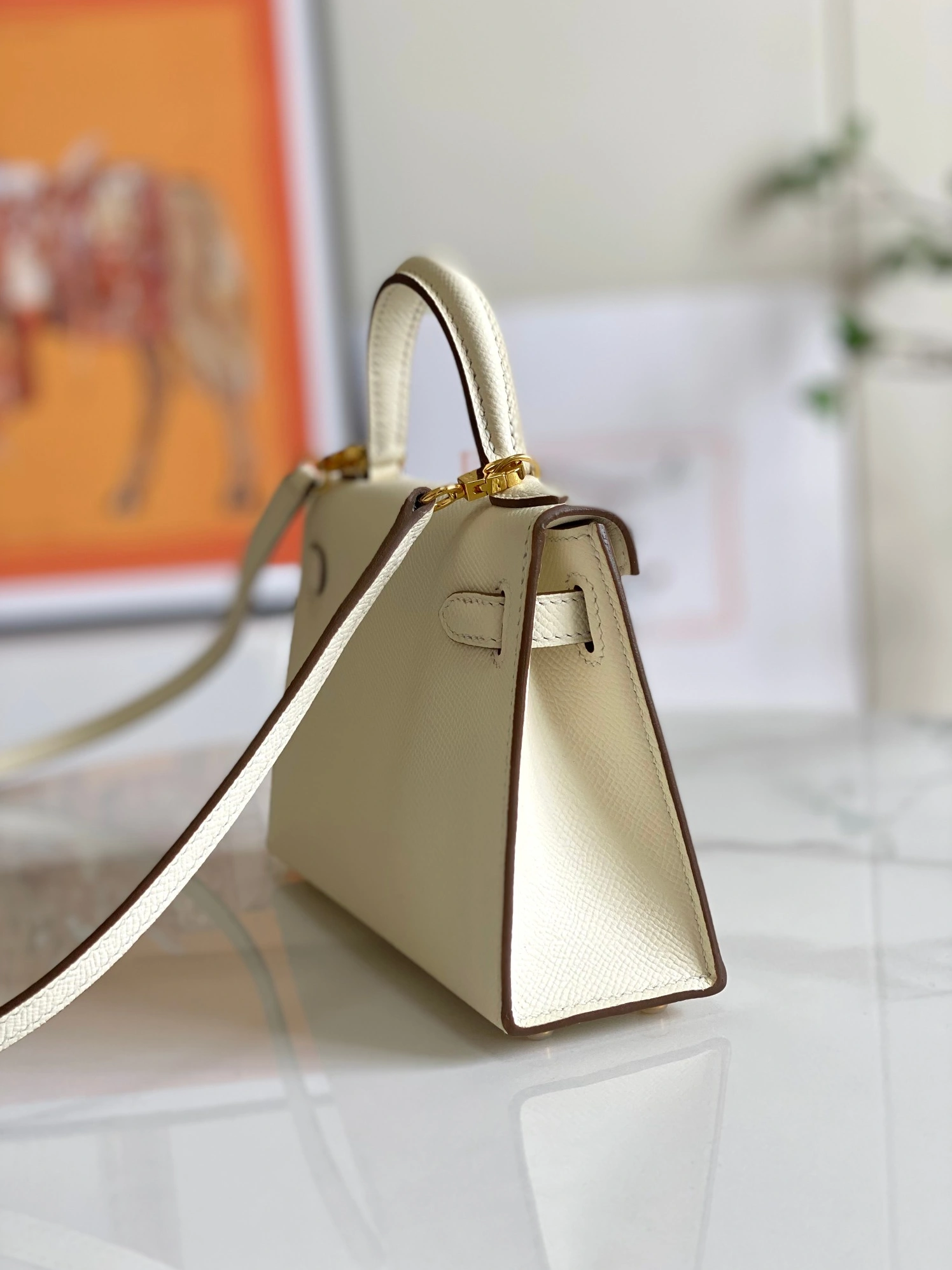 Sleek 9299 Hermes AAA Quality Messenger Bags For Women - Image 4