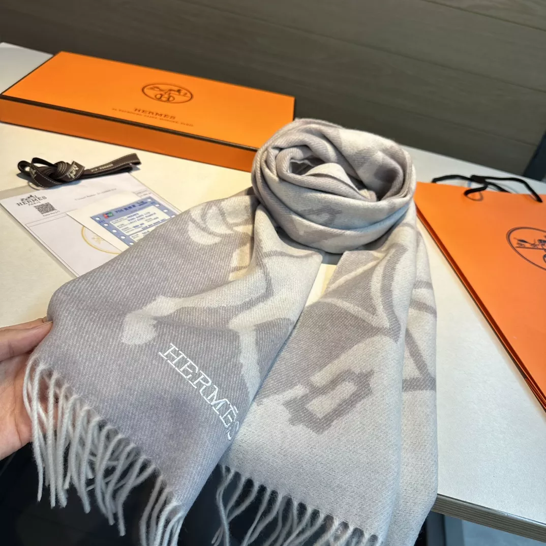 Soft 1306 Hermes Scarf For Women - Image 6