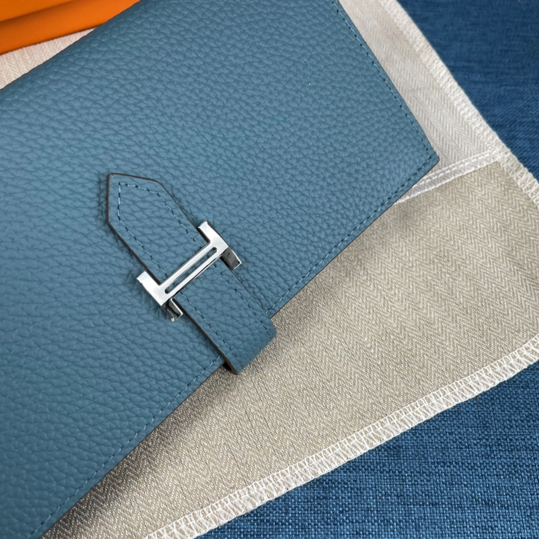 Sophisticated 5044 Hermes AAA Quality Wallets For Women - Image 3