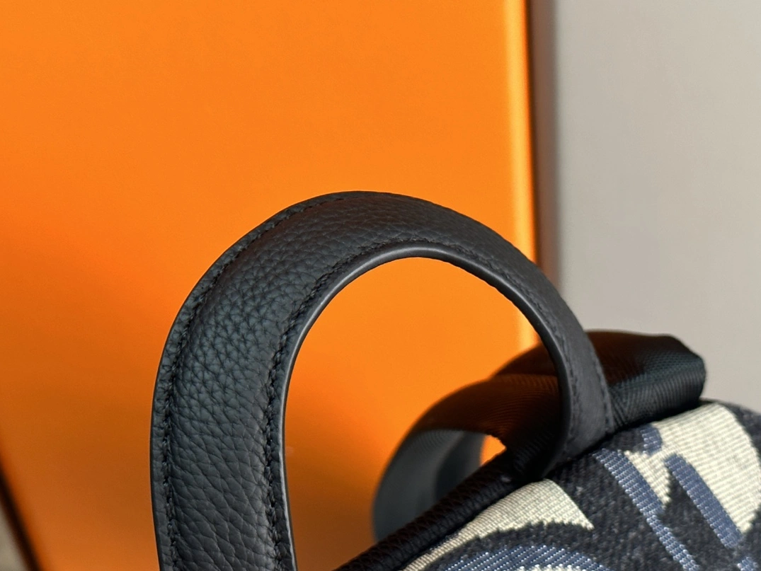 Sophisticated 5255 Christian Dior AAA Man Backpacks - Image 7