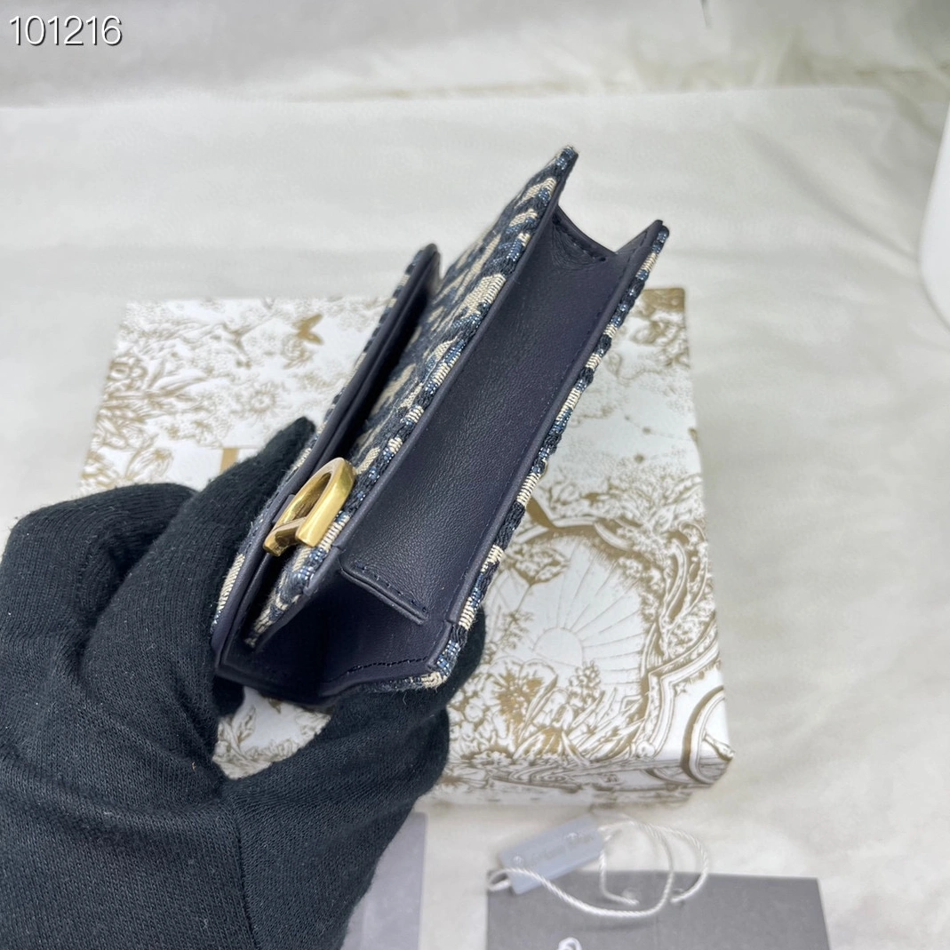 Sophisticated 5648 Christian Dior AAA Quality Wallets For Unisex - Image 4