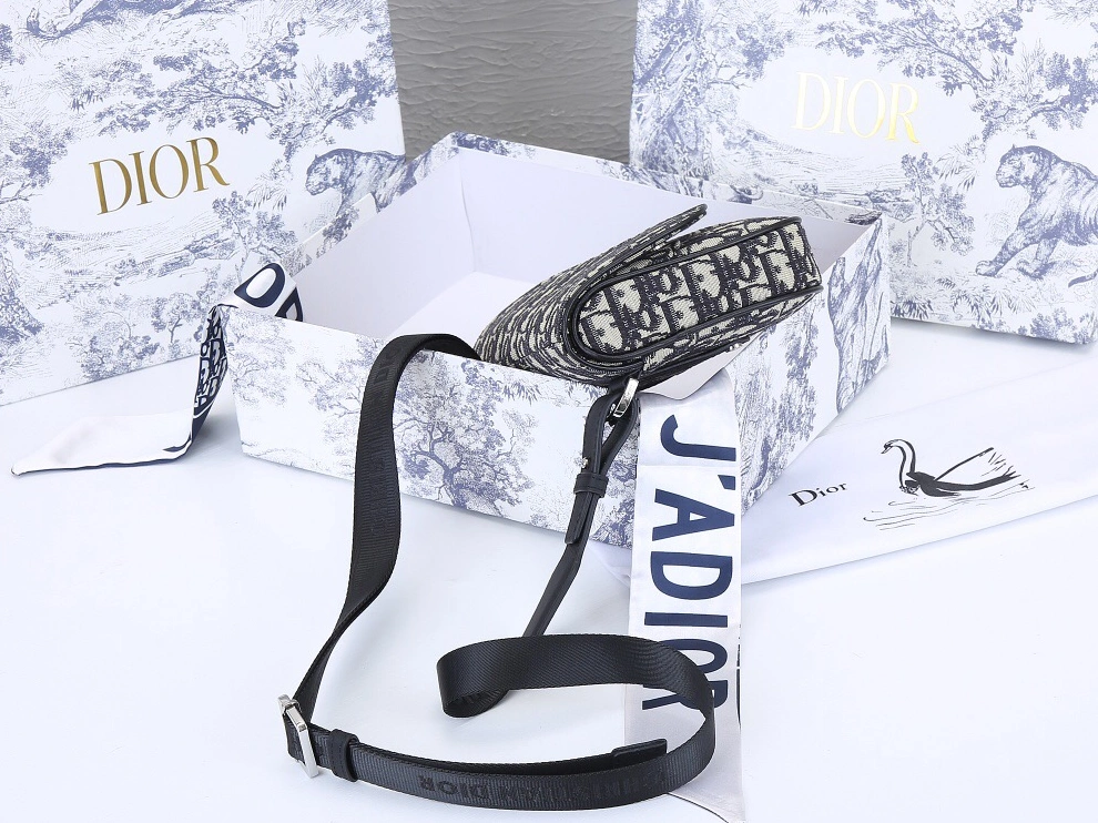 Sophisticated 6597 Christian Dior AAA Quality Messenger Bags For Women - Image 3