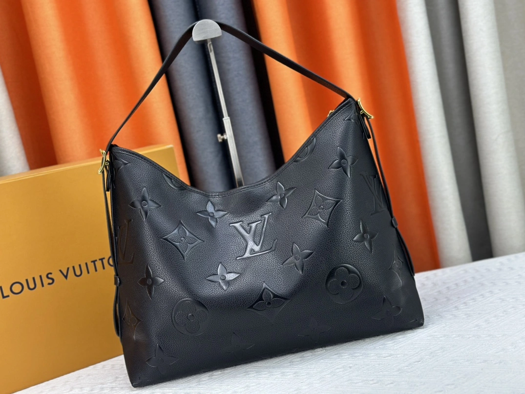 SportInspired 4296 Louis Vuitton AAA Quality Shoulder Bags For Women - Image 4