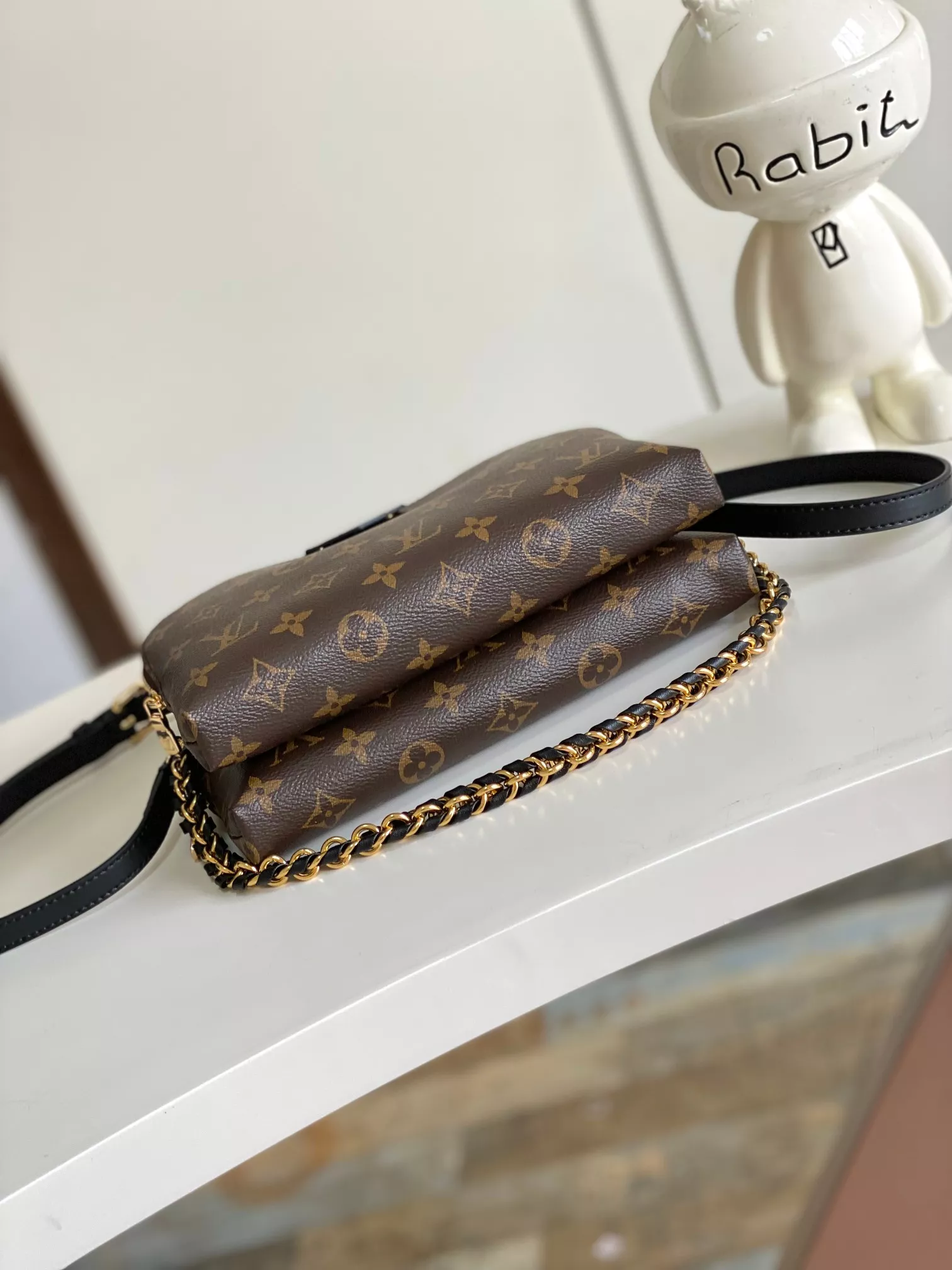 StreetReady 3126 Louis Vuitton AAA Quality Messenger Bags For Women - Image 4