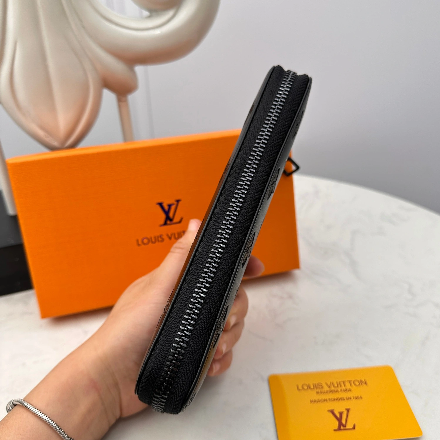 StreetReady 6076 Louis Vuitton Wallets For Unisex - Image 6