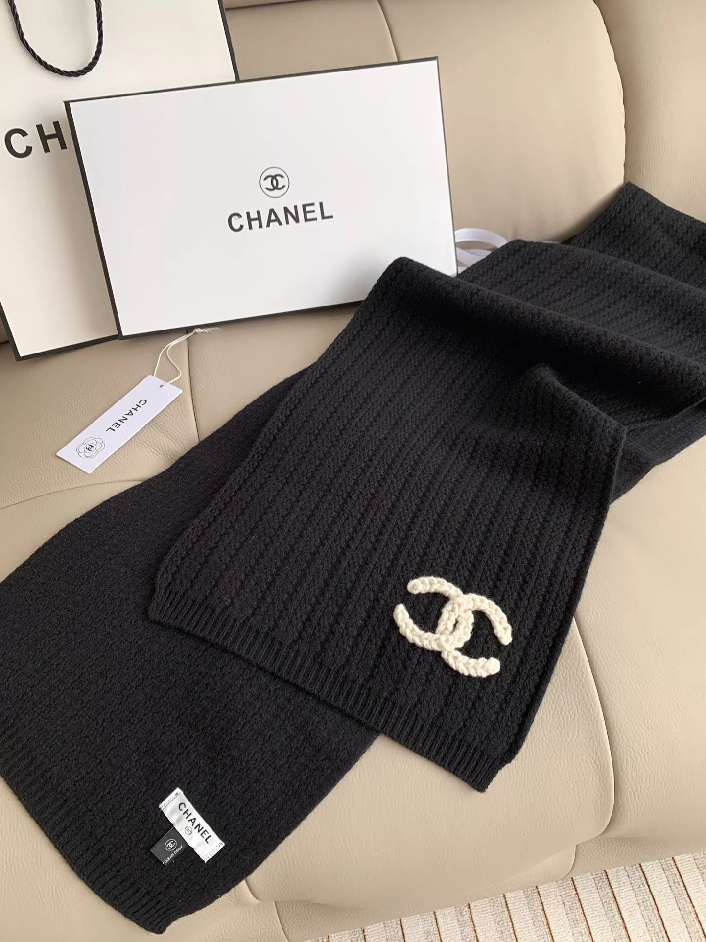 Timeless 3752 Chanel Scarves For Women - Image 4