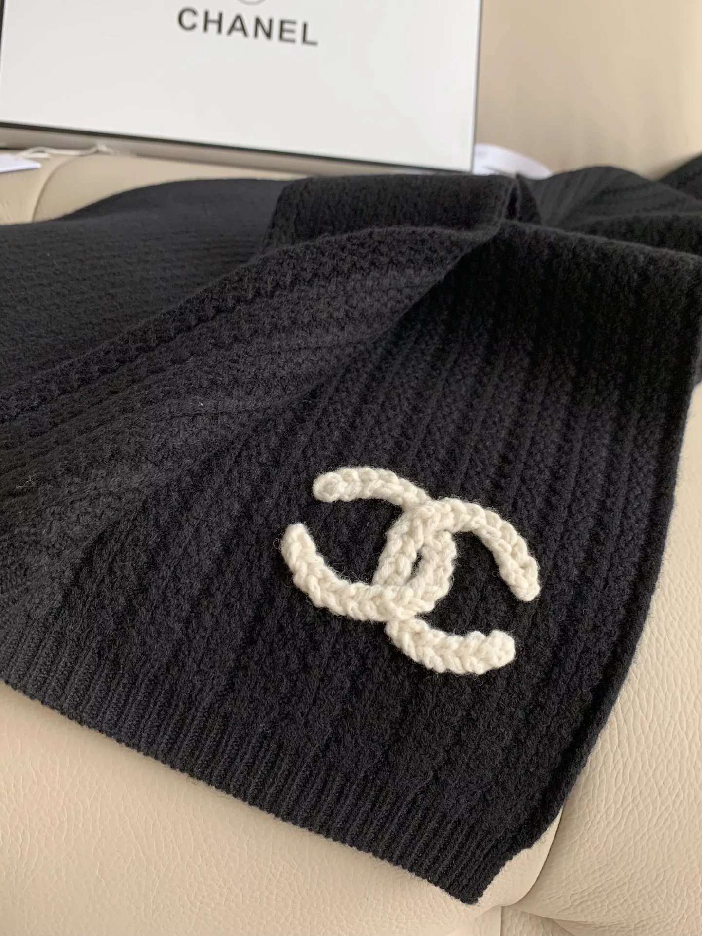 Timeless 3752 Chanel Scarves For Women - Image 5