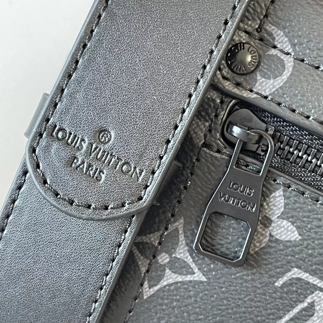 Timeless 9834 Louis Vuitton AAA Quality Messenger Bags For Unisex - Image 7