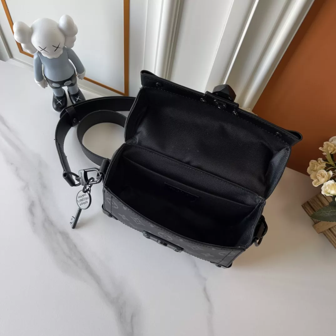 Timeless 9834 Louis Vuitton AAA Quality Messenger Bags For Unisex - Image 8