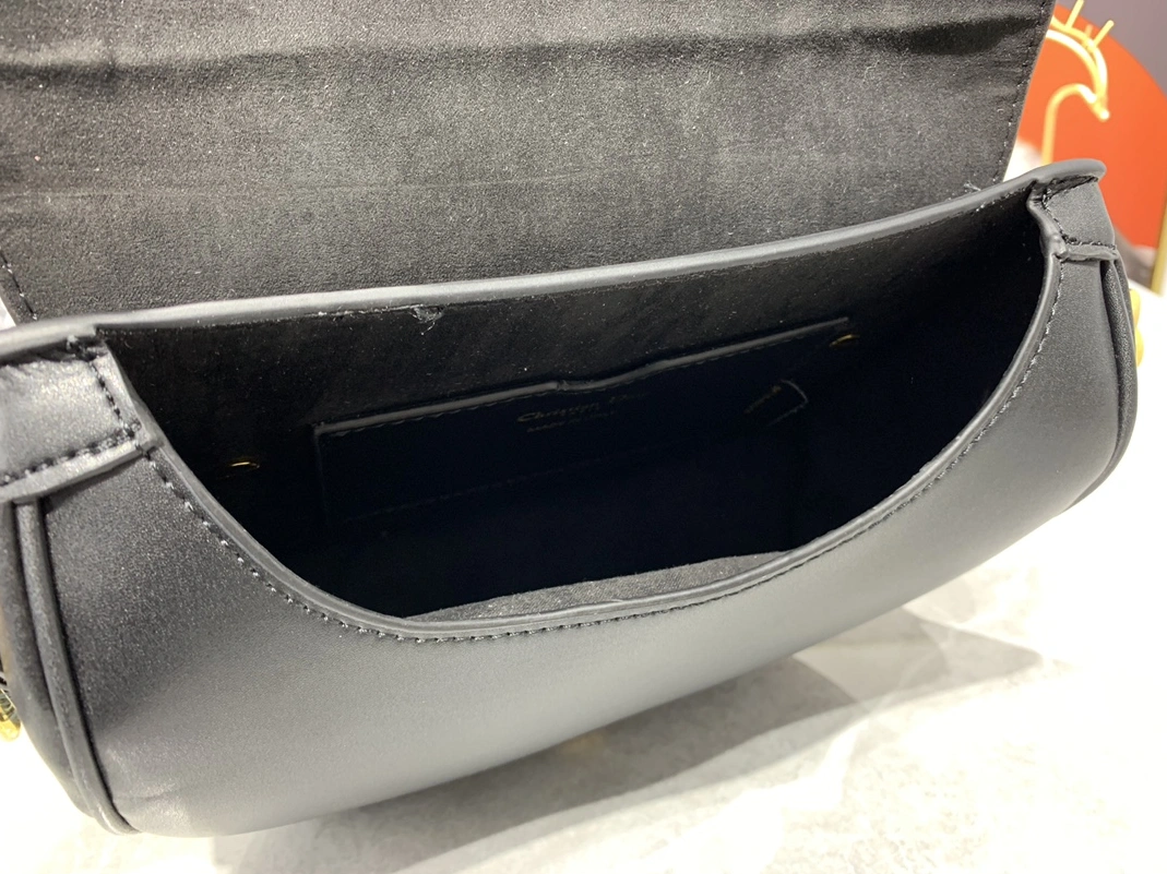 TopPick 9114 Christian Dior AAA Quality Messenger Bags For Women - Image 8