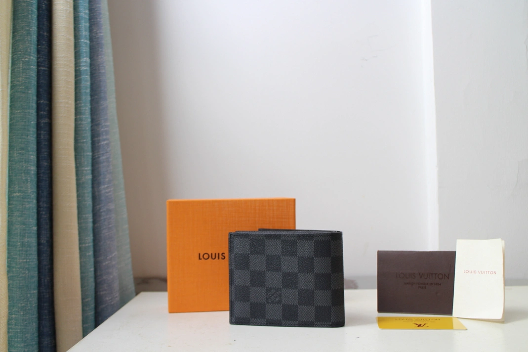 Trendsetting 5780 Louis Vuitton AAA Quality Wallets