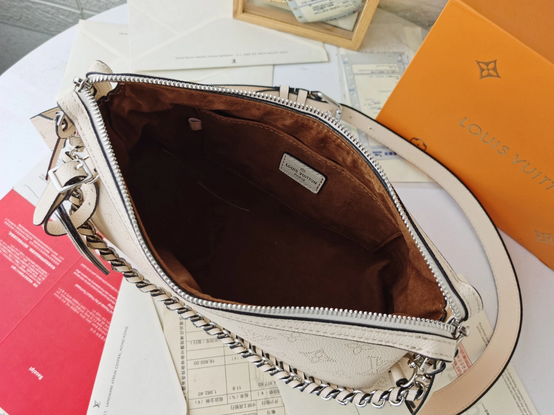 Trendsetting 7798 Louis Vuitton AAA Quality Shoulder Bags For Women - Image 7