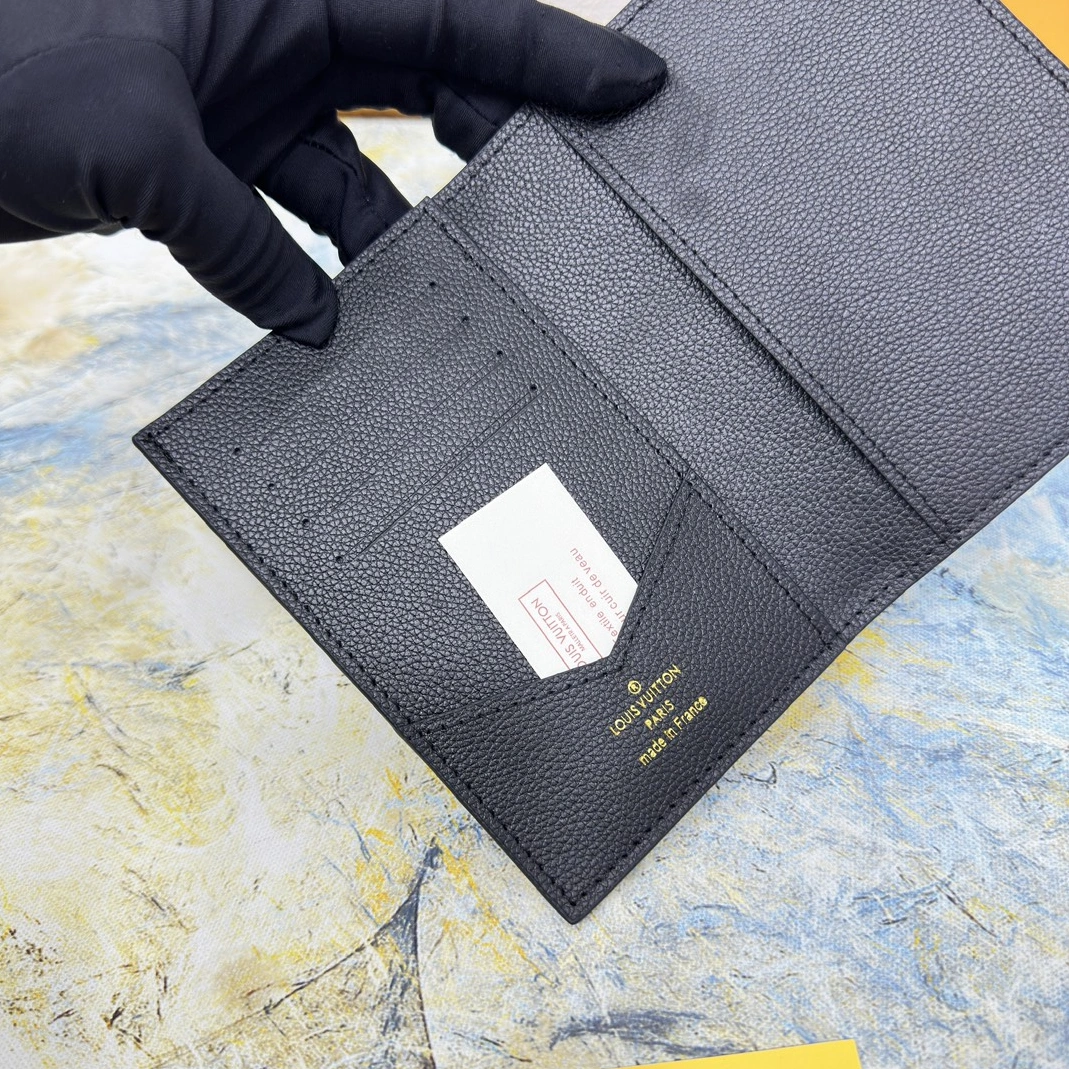 Unique 1383 Louis Vuitton LV Card Case For Unisex - Image 7