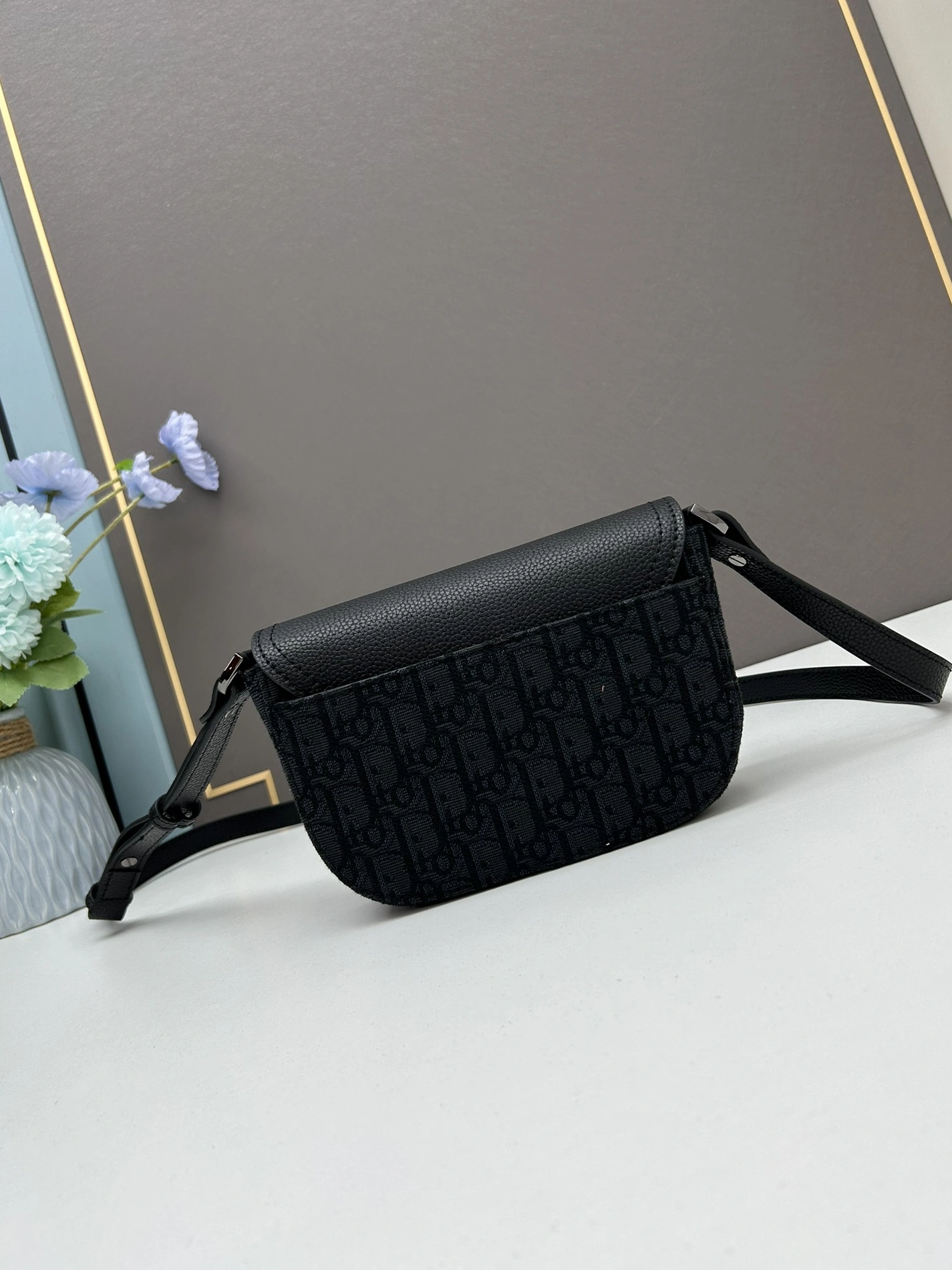 Unique 8986 Christian Dior AAA Quality Messenger Bags For Unisex - Image 3