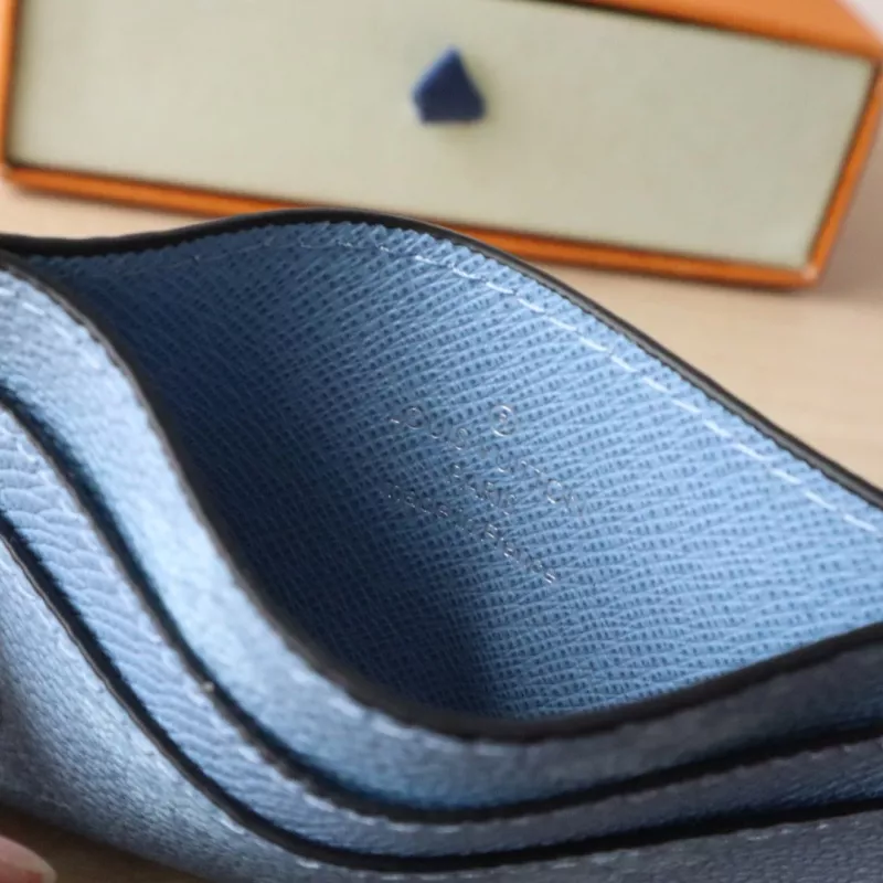 UrbanStyle 4925 Louis Vuitton AAA Quality Card Case - Image 5