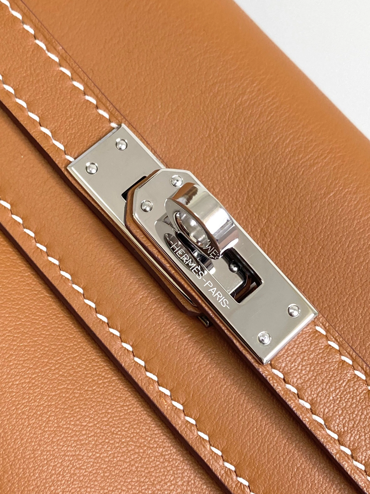 UrbanStyle 6430 Hermes AAA Quality Belt Bags For Women - Image 4